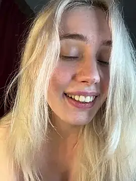 LovelyMiu's Live XXX Chat