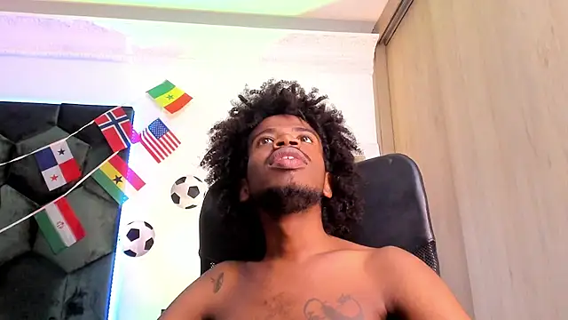 AllexJacob XXX чат на живо