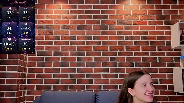 צ'אט XXX בשידור חי של MyrtaMcclaney