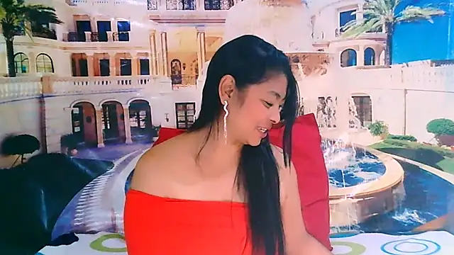 IndianBarkath Adlı Modelin Canlı XXX Sohbeti
