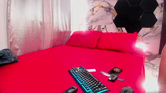 Goldendesirexx Chat XXX in diretta