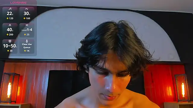 Cheys_Mast Live XXX Chat