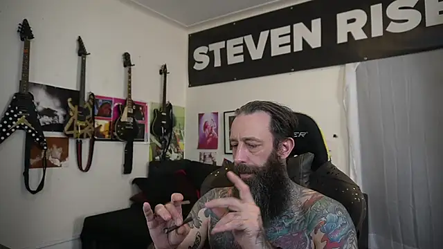 Czat XXX na żywo – StevenRiseNYC
