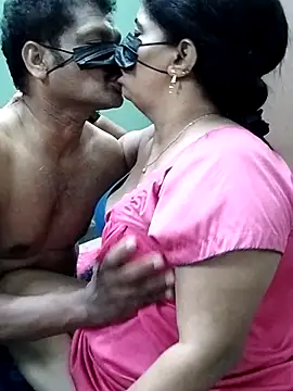 Honey-Couples – Kamerová šou