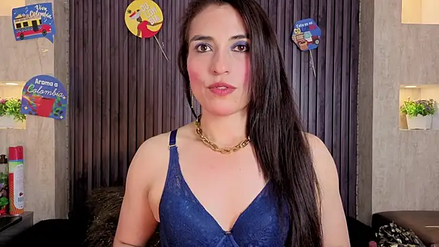 XXX chat uživo modela MeganNightt