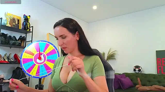 XXX chat uživo modela EvaKeks