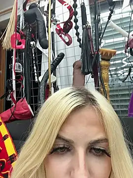 Živý XXX chat Steffi_Snowbunny