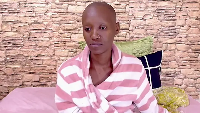 EbonyOlive69's Live XXX Chat