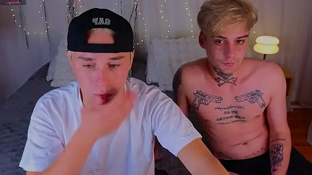 drillfi11's Live XXX Chat