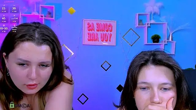 Chat +18 de aria_wild_ ao vivo