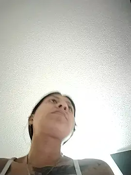 Tiphanydirty3 Chat XXX in diretta