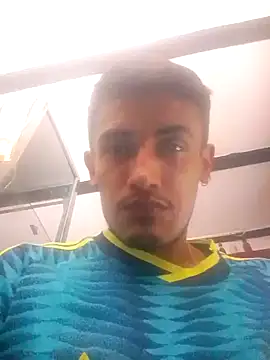 D13gomez: απευθείας συνομιλία ΧΧΧ