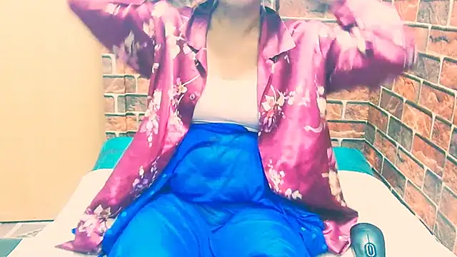 Živý XXX chat indian_spice_girl