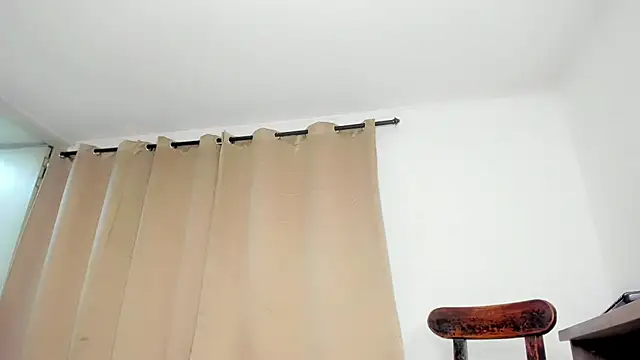 Genesis_Sandoval Chat XXX in diretta