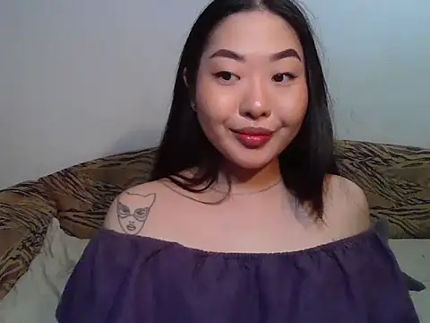 Aleksa_Blackdream Adlı Modelin Canlı XXX Sohbeti