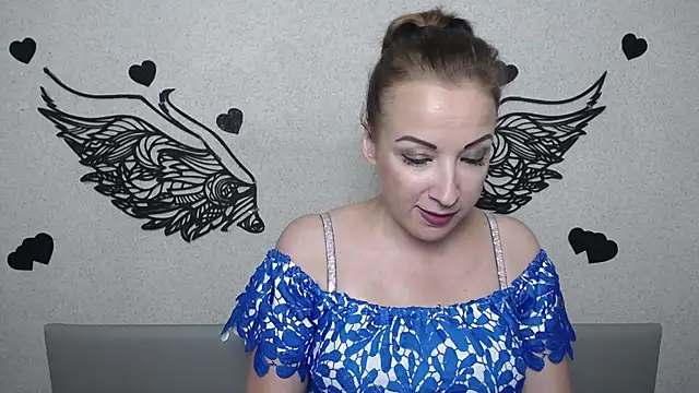 ElizabethSho élő XXX-chatje