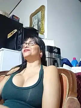 kelly_squirtingのライブXXXチャット