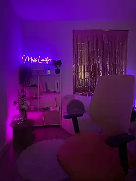 Živý XXX chat Miss_Lucifer6