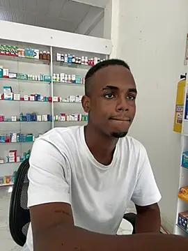 צ'אט XXX בשידור חי של dereck_jay-