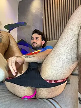 Chatroom XXX en direct de Adrian_SITH