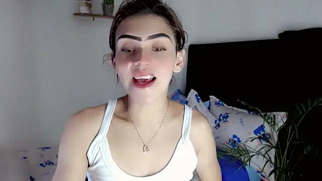 Chat +18 de NathalialLooes ao vivo