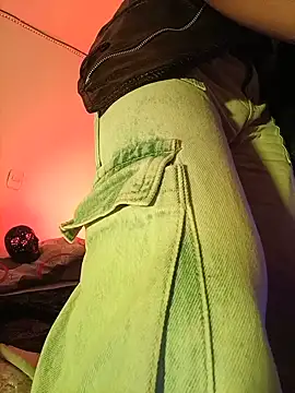 Онлайн чат XXX AlecBanne_