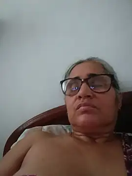 _candi's Live XXX Chat