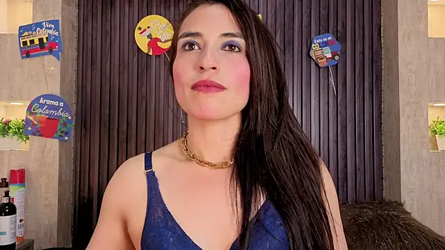 Show modela MeganNightt na web-kameri