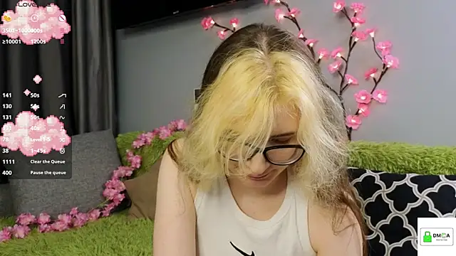 HellyCherry Live XXX-chat