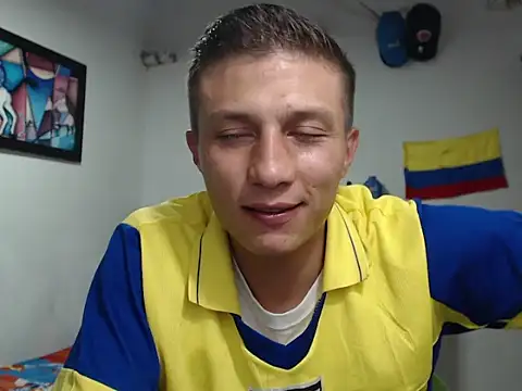 Stiiveen777 Live XXX-chat