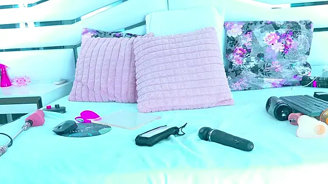 SabrinnaTaylor Adlı Modelin Canlı XXX Sohbeti