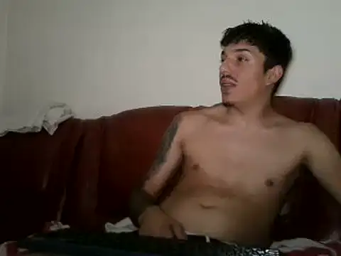 danbig01 élő XXX-chatje
