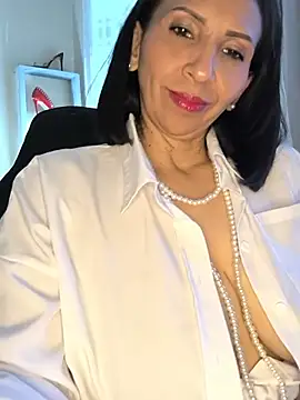 แชท XXX สดของ Mrsvictoriaaa