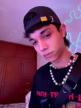 XXX chat uživo modela RoughDiamond_