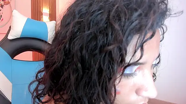 Emily_bruss Live XXX-Chat