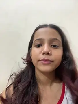 צ'אט XXX בשידור חי של Maggie_748