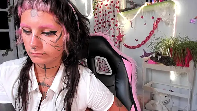 Chat XXX ao vivo de lady_sontse_