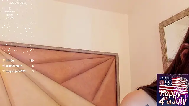 Živý XXX chat FaloonRoussel