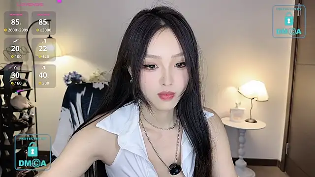 IAIA_iris 即時 XXX 聊天
