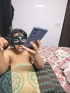 Yourshyriya XXX чат на живо