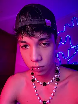 RoughDiamond_ Live XXX-chat