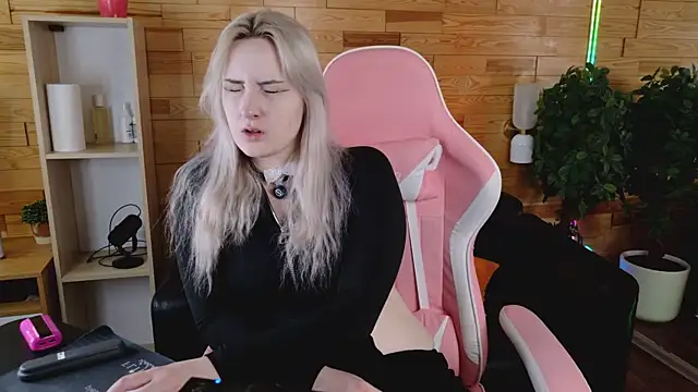 KimMooneyn Live XXX chat