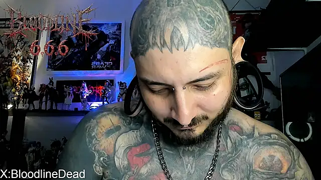הופעת וובקאם של DEATHINK666XX