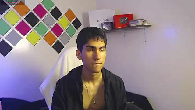 adan_tower XXX чат на живо