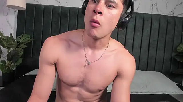AustinJones_ élő XXX-chatje