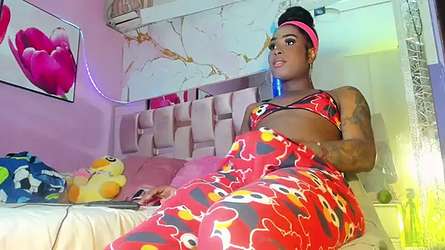 HUGE_BLACKCOCKn Live XXX chat
