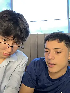 دردشة jacob_and_sam الجنسية المباشرة