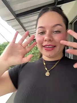 Sarita_21 라이브 XXX 채팅