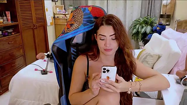 Abrilqueen Chat XXX in diretta