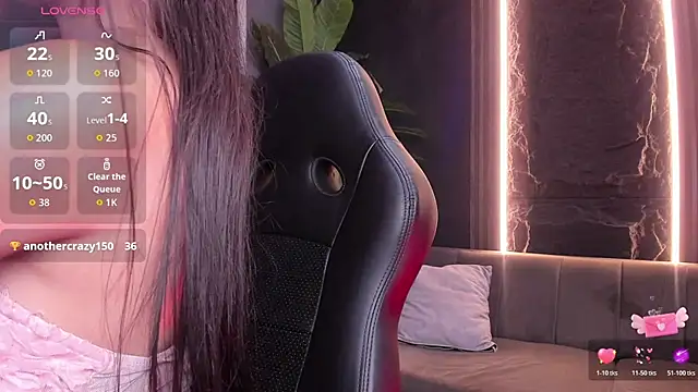Chat +18 de Aili_queen ao vivo